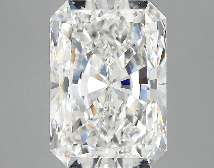 4.05 Carat Radiant Shaped Ideal Cut VVS2 IGI Certified Lab Grown Diamond