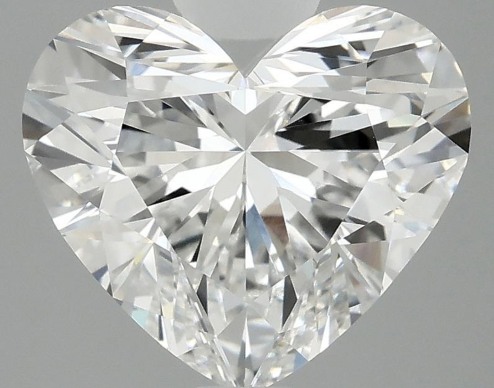 3.08 Carat Heart Shaped Ideal Cut VVS2 IGI Certified Lab Grown Diamond