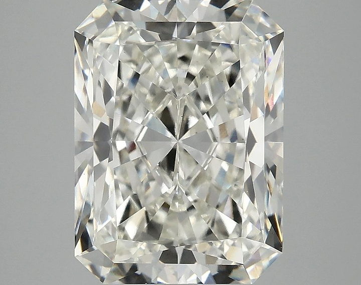 5.1 Carat Radiant Shaped Excellent Cut VS1 IGI Certified Lab Grown Diamond