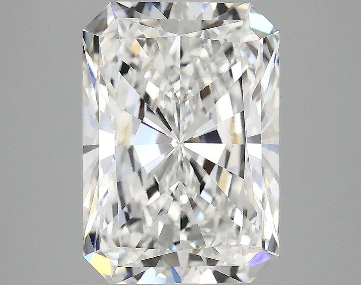 3.95 Carat Radiant Shaped Ideal Cut VVS2 IGI Certified Lab Grown Diamond