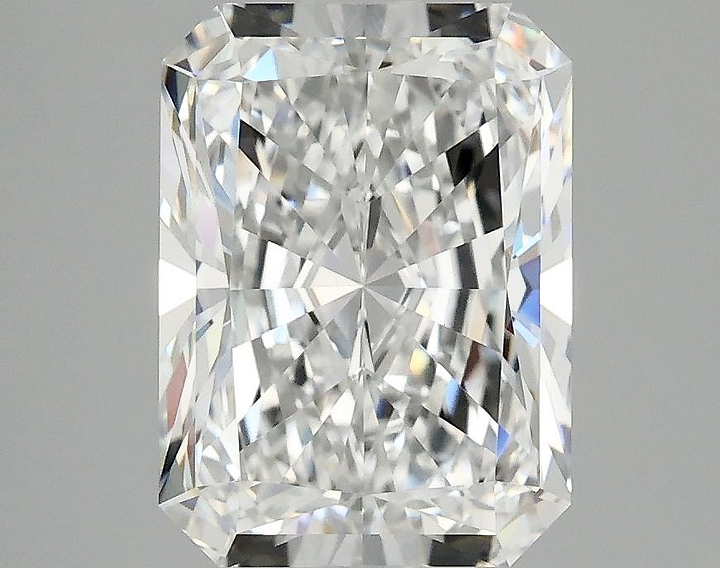 3.04 Carat Radiant Shaped Excellent Cut VVS2 IGI Certified Lab Grown Diamond