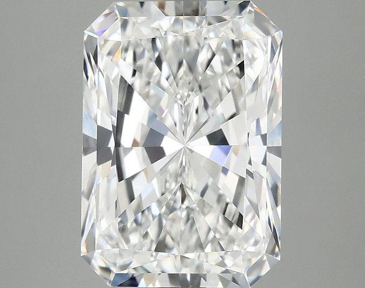 3.84 Carat Radiant Shaped Ideal Cut VVS2 IGI Certified Lab Grown Diamond