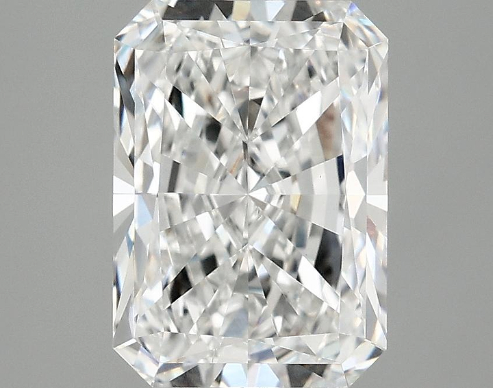 2.92 Carat Radiant Shaped Ideal Cut VS2 IGI Certified Lab Grown Diamond