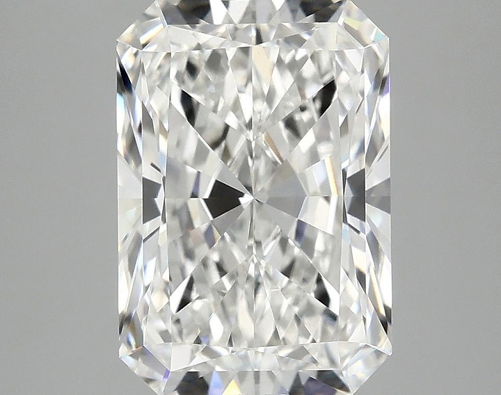 4.06 Carat Radiant Shaped Ideal Cut VVS2 IGI Certified Lab Grown Diamond