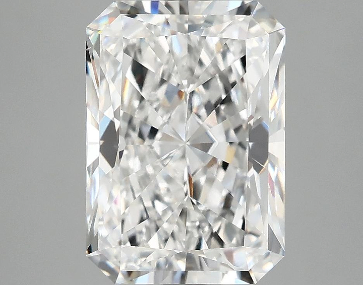4.01 Carat Radiant Shaped Ideal Cut VS1 IGI Certified Lab Grown Diamond