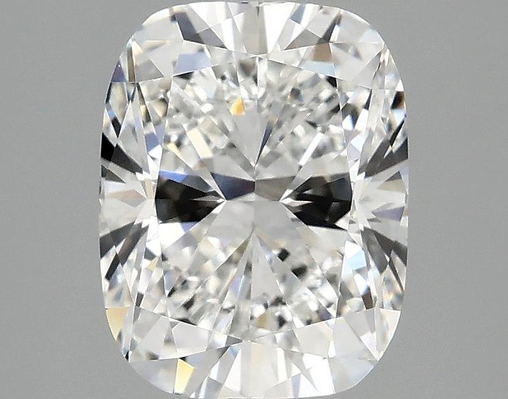 2.5 Carat Cushion Shaped Excellent Cut VS1 IGI Certified Lab Grown Diamond