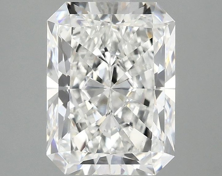 2.88 Carat Radiant Shaped Excellent Cut VS1 IGI Certified Lab Grown Diamond