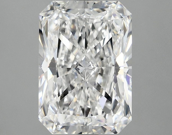 3.03 Carat Radiant Shaped Ideal Cut VS1 IGI Certified Lab Grown Diamond