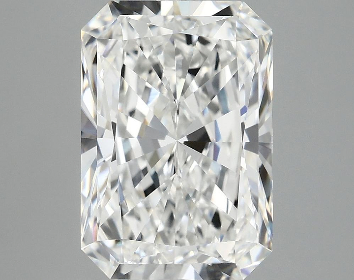 4.05 Carat Radiant Shaped Ideal Cut VVS2 IGI Certified Lab Grown Diamond