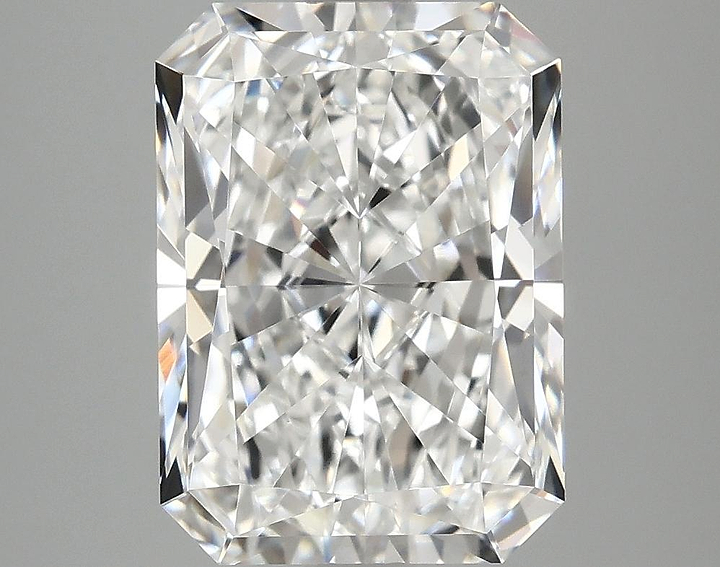 4.04 Carat Radiant Shaped Excellent Cut VVS2 IGI Certified Lab Grown Diamond