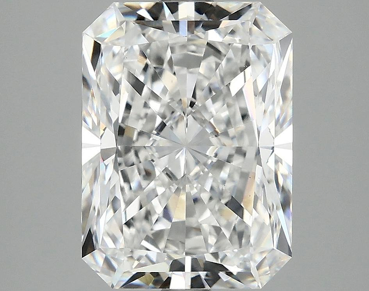 4.01 Carat Radiant Shaped Excellent Cut VS1 IGI Certified Lab Grown Diamond