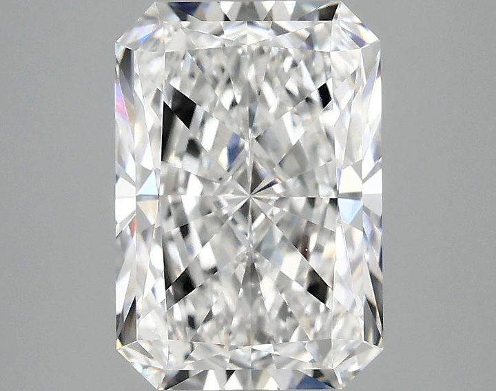 2.92 Carat Radiant Shaped Ideal Cut VS2 IGI Certified Lab Grown Diamond
