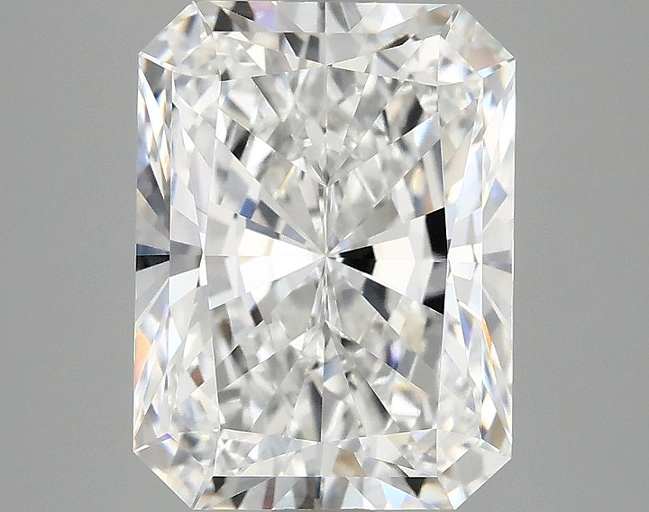 4.03 Carat Radiant Shaped Excellent Cut VVS2 IGI Certified Lab Grown Diamond