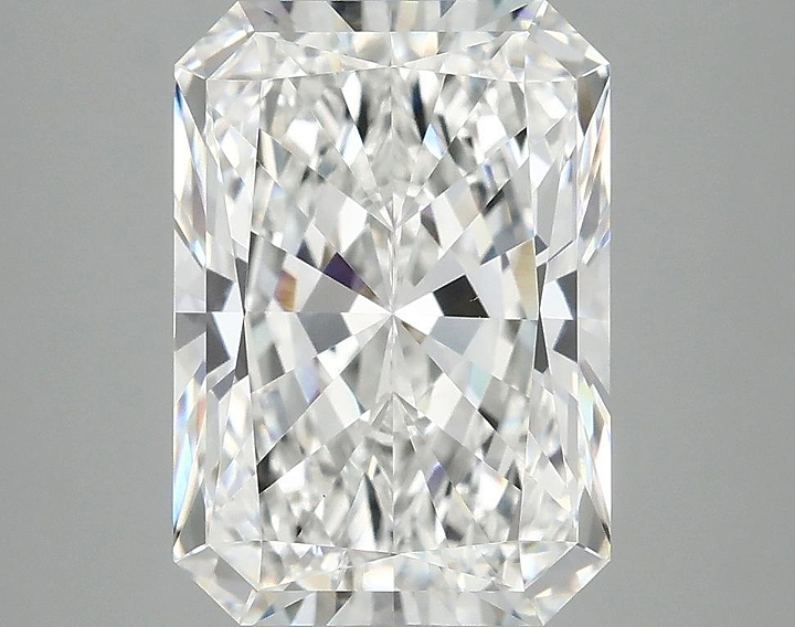 4.04 Carat Radiant Shaped Ideal Cut VVS2 IGI Certified Lab Grown Diamond