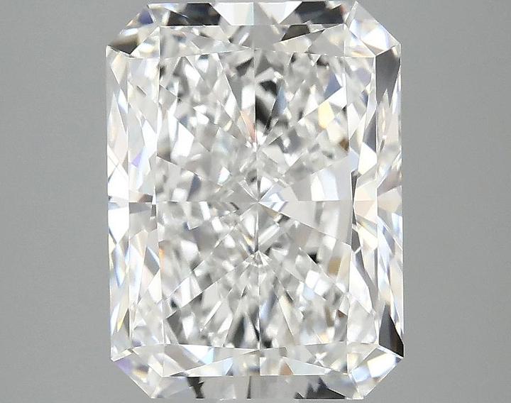 3.97 Carat Radiant Shaped Excellent Cut VVS2 IGI Certified Lab Grown Diamond