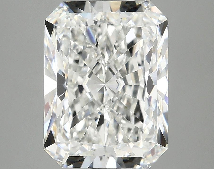 3.91 Carat Radiant Shaped Excellent Cut VVS2 IGI Certified Lab Grown Diamond
