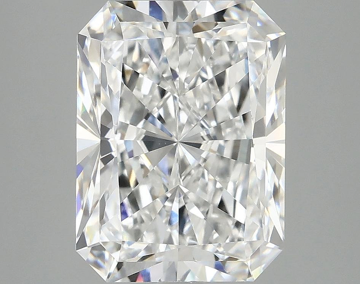 4.06 Carat Radiant Shaped Excellent Cut VVS2 IGI Certified Lab Grown Diamond