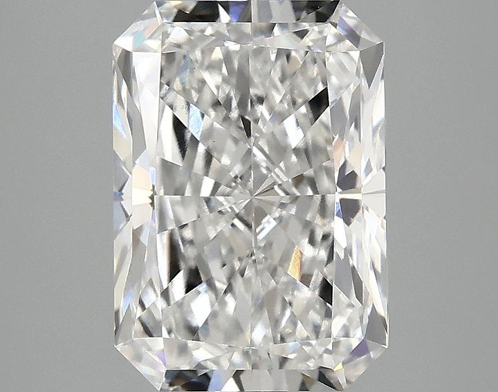 3.01 Carat Radiant Shaped Ideal Cut VS1 IGI Certified Lab Grown Diamond
