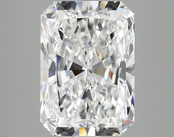 3.08 Carat Radiant Shaped Ideal Cut VVS2 IGI Certified Lab Grown Diamond