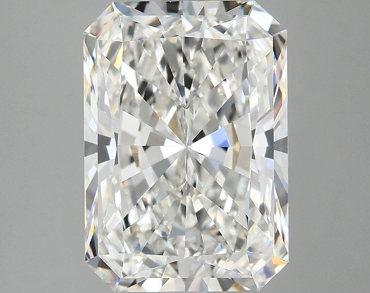 4.07 Carat Radiant Shaped Ideal Cut VVS2 IGI Certified Lab Grown Diamond