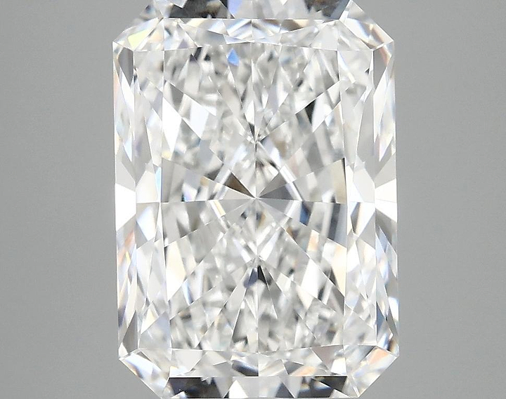 4.05 Carat Radiant Shaped Ideal Cut VVS2 IGI Certified Lab Grown Diamond