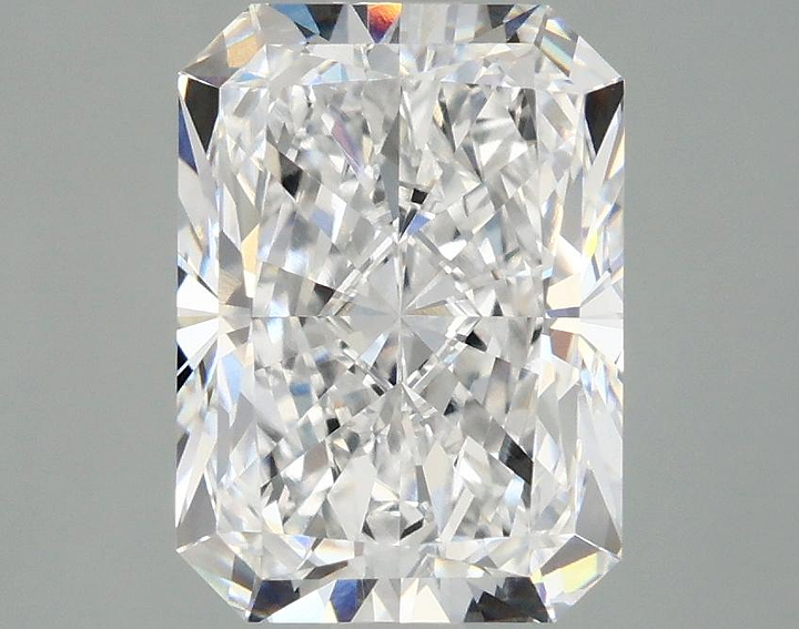 2.97 Carat Radiant Shaped Excellent Cut VS1 IGI Certified Lab Grown Diamond