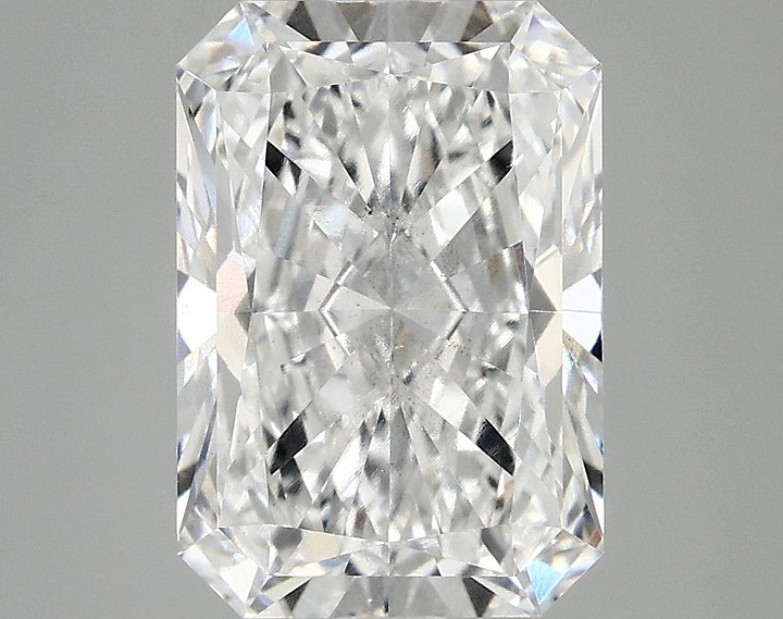 3.1 Carat Radiant Shaped Ideal Cut SI1 IGI Certified Lab Grown Diamond