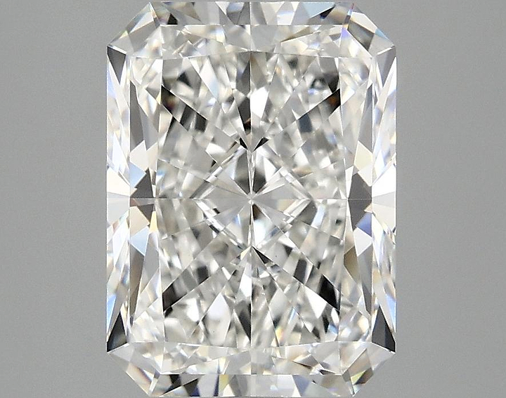 3.07 Carat Radiant Shaped Excellent Cut VVS2 IGI Certified Lab Grown Diamond