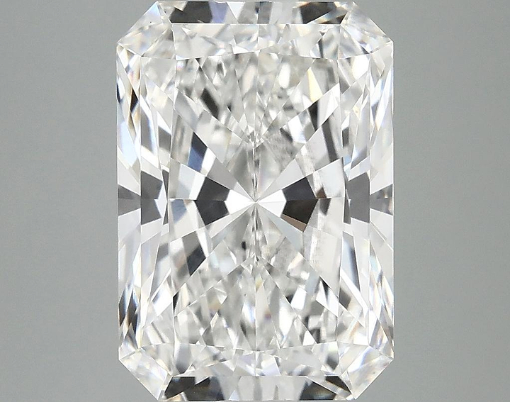 4.09 Carat Radiant Shaped Ideal Cut VS1 IGI Certified Lab Grown Diamond