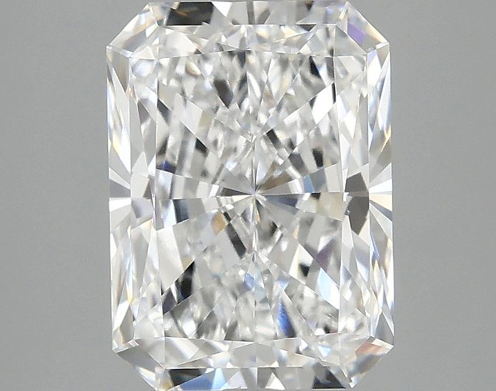 2.99 Carat Radiant Shaped Excellent Cut VVS2 IGI Certified Lab Grown Diamond