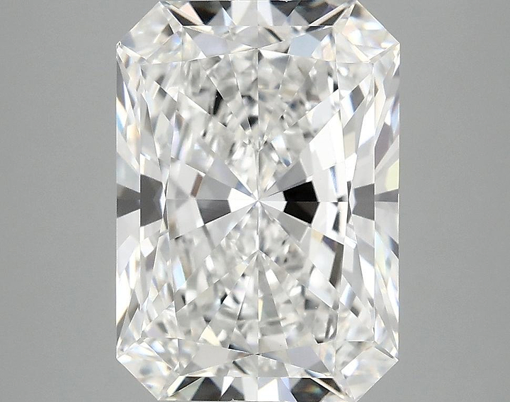 4.06 Carat Radiant Shaped Ideal Cut VVS2 IGI Certified Lab Grown Diamond