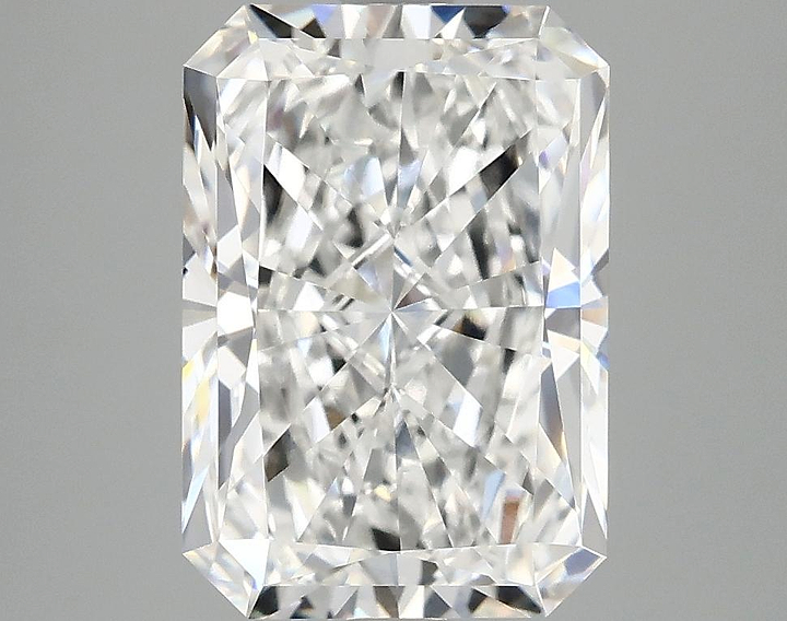 4.02 Carat Radiant Shaped Ideal Cut VVS2 IGI Certified Lab Grown Diamond