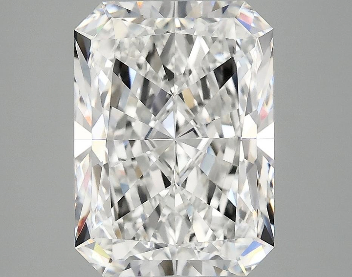 3.97 Carat Radiant Shaped Excellent Cut VVS2 IGI Certified Lab Grown Diamond