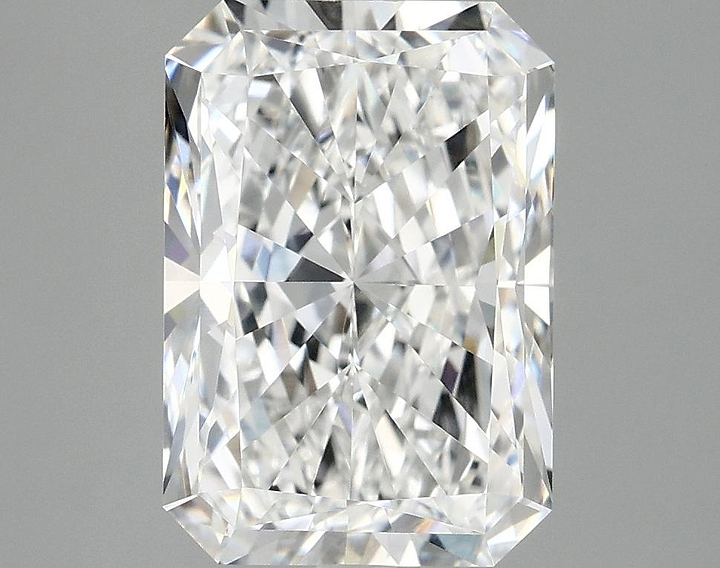 4.07 Carat Radiant Shaped Ideal Cut VVS2 IGI Certified Lab Grown Diamond