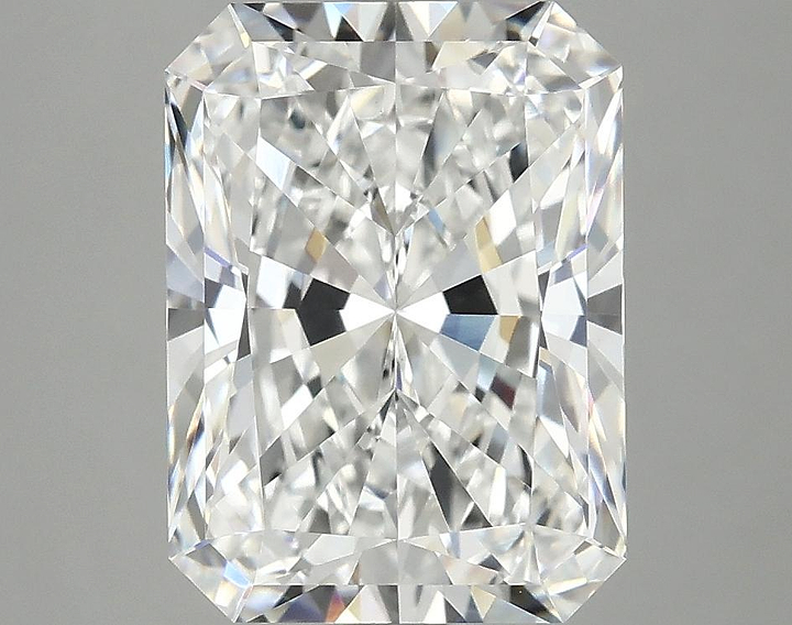 4.08 Carat Radiant Shaped Excellent Cut VVS2 IGI Certified Lab Grown Diamond