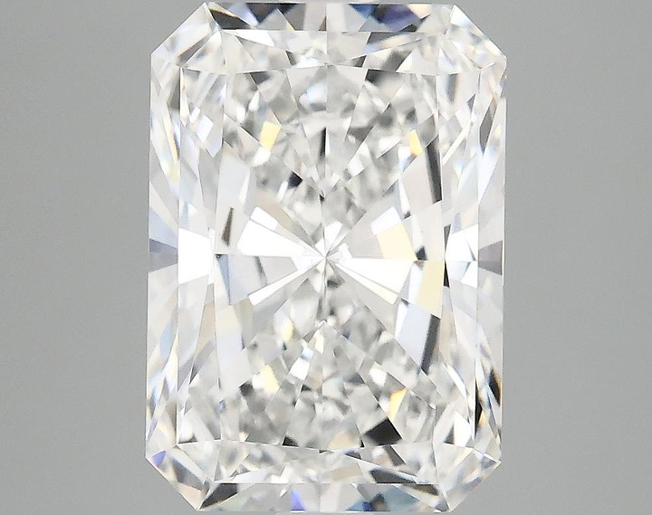 4.01 Carat Radiant Shaped Ideal Cut VVS2 IGI Certified Lab Grown Diamond