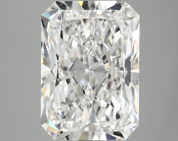 4.09 Carat Radiant Shaped Ideal Cut VVS2 IGI Certified Lab Grown Diamond