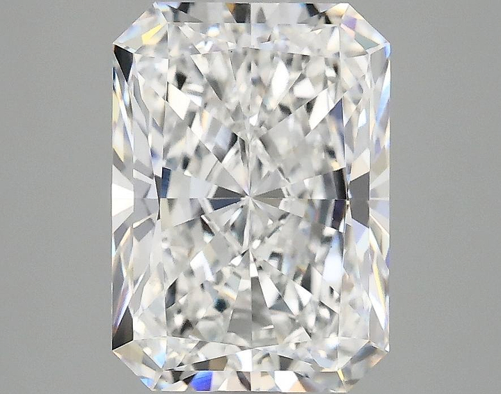 3.08 Carat Radiant Shaped Ideal Cut VS1 IGI Certified Lab Grown Diamond