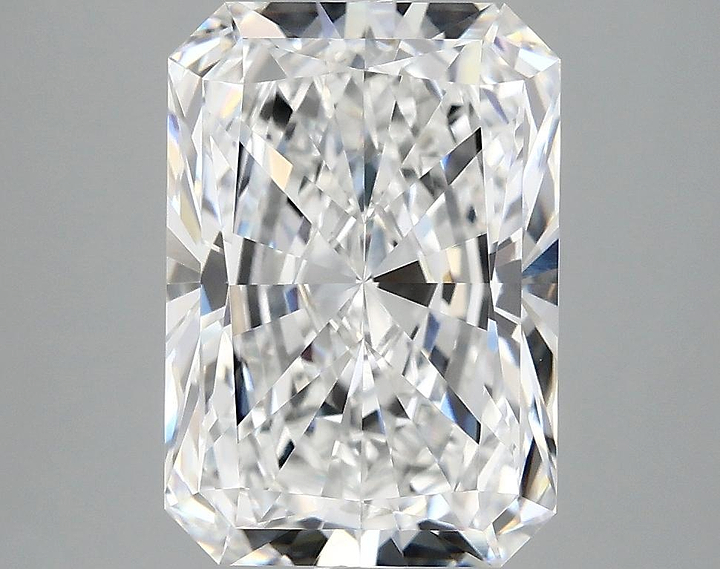 4.06 Carat Radiant Shaped Ideal Cut VVS2 IGI Certified Lab Grown Diamond