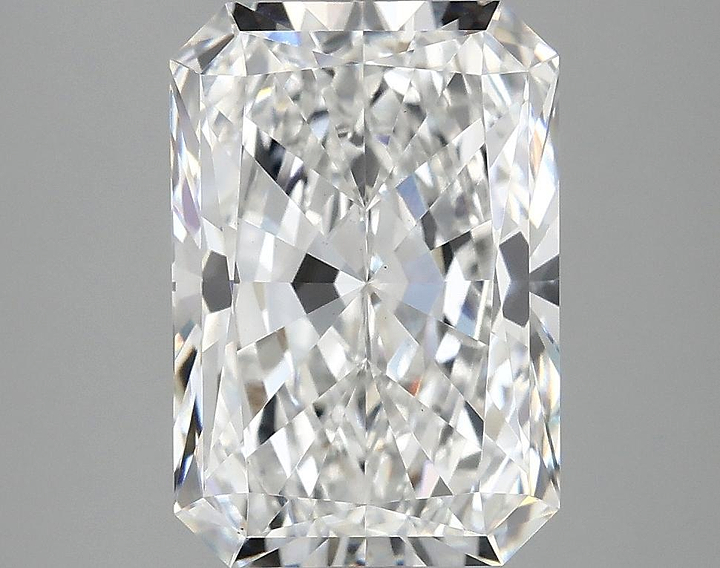 3.79 Carat Radiant Shaped Ideal Cut VS1 IGI Certified Lab Grown Diamond