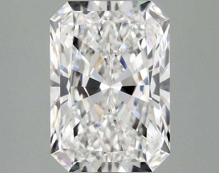 3.08 Carat Radiant Shaped Ideal Cut VVS2 IGI Certified Lab Grown Diamond