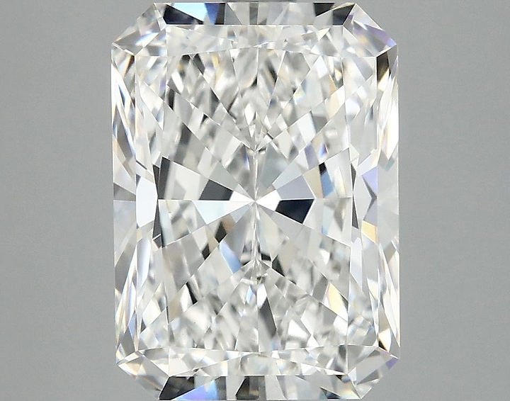 4.06 Carat Radiant Shaped Excellent Cut VVS2 IGI Certified Lab Grown Diamond