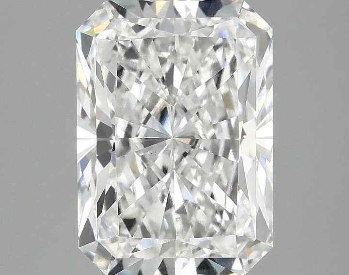 3.1 Carat Radiant Shaped Ideal Cut VS1 IGI Certified Lab Grown Diamond