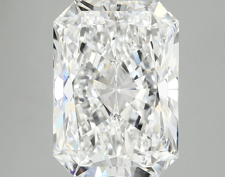 3.09 Carat Radiant Shaped Ideal Cut VS1 IGI Certified Lab Grown Diamond