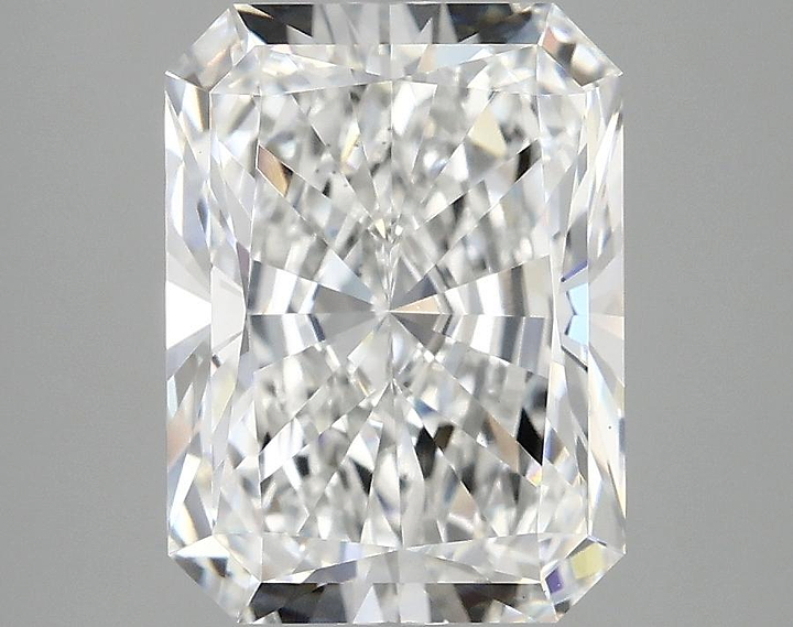 3.54 Carat Radiant Shaped Excellent Cut VS1 IGI Certified Lab Grown Diamond