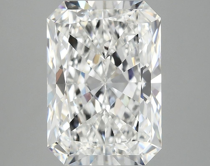 4.14 Carat Radiant Shaped Ideal Cut VVS2 IGI Certified Lab Grown Diamond