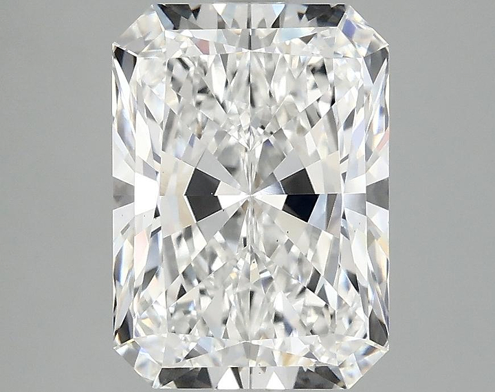 3.1 Carat Radiant Shaped Ideal Cut VS2 IGI Certified Lab Grown Diamond