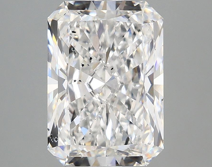 3.1 Carat Radiant Shaped Ideal Cut SI1 IGI Certified Lab Grown Diamond