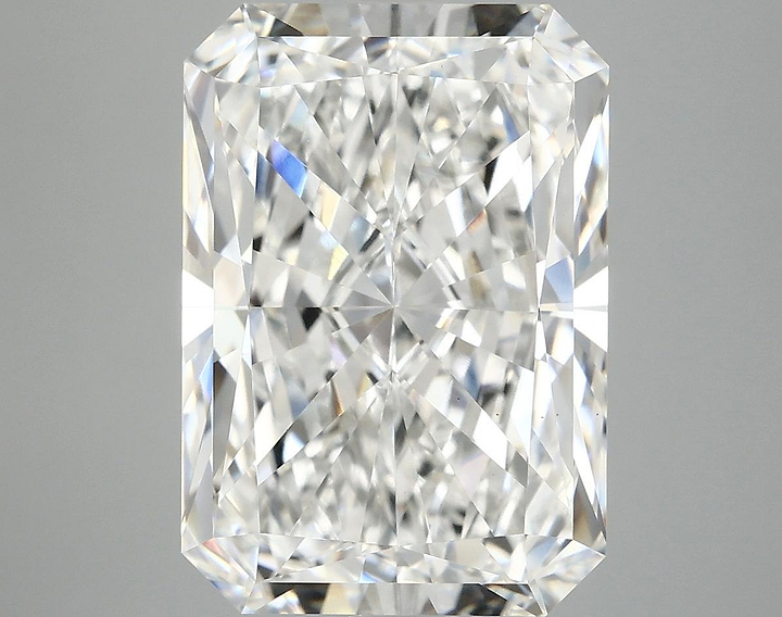 7.07 Carat Radiant Shaped Ideal Cut VS1 IGI Certified Lab Grown Diamond