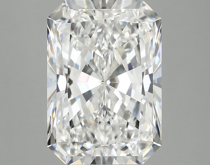 4.04 Carat Radiant Shaped Ideal Cut VS1 IGI Certified Lab Grown Diamond